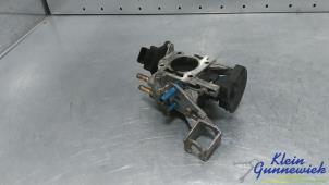 Gebruikte Gasklephuis Opel Corsa Prijs € 50,00 Margeregeling aangeboden door Klein Gunnewiek Autodemontage & Motorentechniek