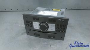 Gebruikte Radio CD Speler Opel Zafira Prijs € 65,00 Margeregeling aangeboden door Klein Gunnewiek Autodemontage & Motorentechniek