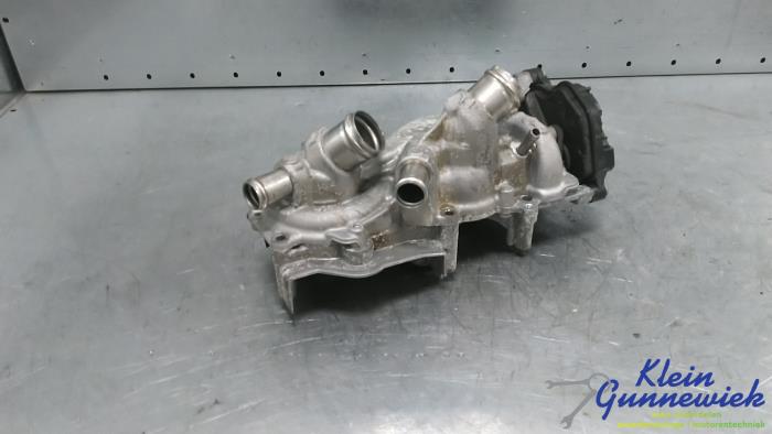 Gebruikte Waterpomp Volkswagen T-Roc Prijs € 90,00 Margeregeling aangeboden door Klein Gunnewiek Autodemontage & Motorentechniek
