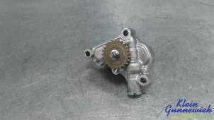 Gebruikte Oliepomp Dacia Duster Prijs € 50,00 Margeregeling aangeboden door Klein Gunnewiek Autodemontage & Motorentechniek