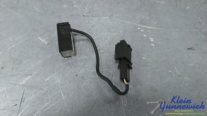 Gebruikte Microfoon Volkswagen T-Roc Prijs € 20,00 Margeregeling aangeboden door Klein Gunnewiek Autodemontage & Motorentechniek