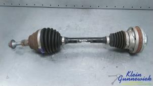 Gebruikte Aandrijfas links-voor Volkswagen T-Roc Prijs € 200,00 Margeregeling aangeboden door Klein Gunnewiek Autodemontage & Motorentechniek