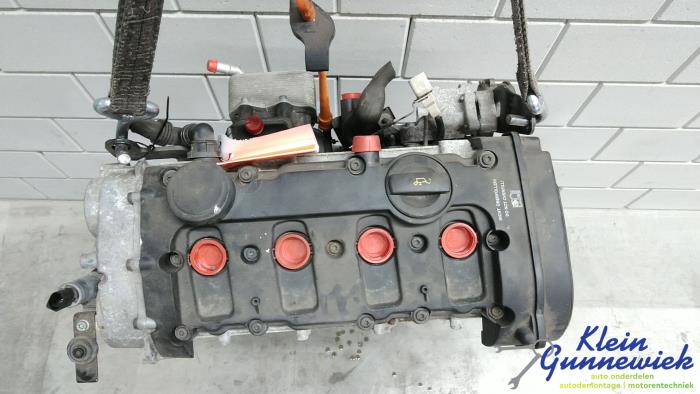 Motor van een Volkswagen Passat 2005