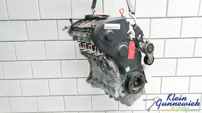 Motor van een Volkswagen Passat 2005