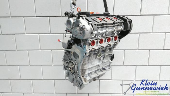 Motor van een Volkswagen Passat 2005