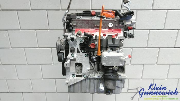 Motor van een Volkswagen Passat 2005