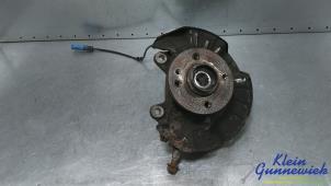 Gebruikte Fusee links-voor BMW Mini One Prijs € 35,00 Margeregeling aangeboden door Klein Gunnewiek Autodemontage & Motorentechniek