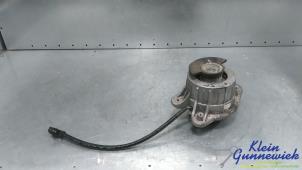 Gebruikte Motorrubber Mercedes S-Klasse Prijs € 75,00 Margeregeling aangeboden door Klein Gunnewiek Autodemontage & Motorentechniek