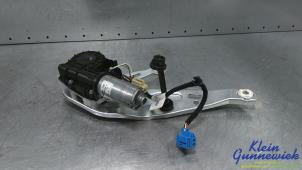 Gebruikte Achterklep motor Mercedes S-Klasse Prijs € 195,00 Margeregeling aangeboden door Klein Gunnewiek Autodemontage & Motorentechniek