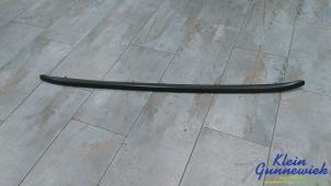 Gebruikte Dakrail links Audi RS3 Prijs € 85,00 Margeregeling aangeboden door Klein Gunnewiek Autodemontage & Motorentechniek