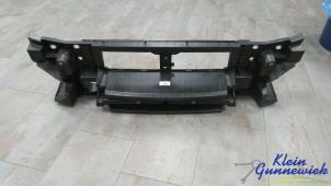 Gebruikte Frontpaneel Iveco New Daily Prijs € 350,00 Margeregeling aangeboden door Klein Gunnewiek Autodemontage & Motorentechniek