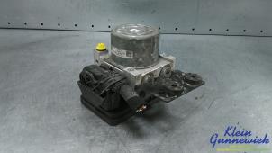 Gebruikte ABS Pomp Renault Trafic Prijs € 85,00 Margeregeling aangeboden door Klein Gunnewiek Autodemontage & Motorentechniek