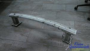 Gebruikte Bumperframe voor Renault Trafic Prijs € 75,00 Margeregeling aangeboden door Klein Gunnewiek Autodemontage & Motorentechniek