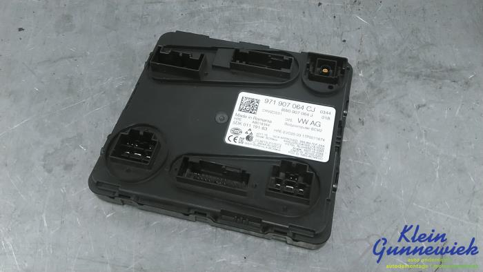 Gebruikte Computer Body Control Porsche Panamera Prijs € 195,00 Margeregeling aangeboden door Klein Gunnewiek Autodemontage & Motorentechniek