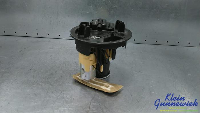 Gebruikte Tank element Pomp Mercedes S-Klasse Prijs € 113,00 Margeregeling aangeboden door Klein Gunnewiek Autodemontage & Motorentechniek