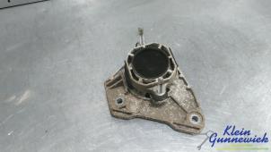 Gebruikte Versnellingsbak Steun Porsche Panamera Prijs € 25,00 Margeregeling aangeboden door Klein Gunnewiek Autodemontage & Motorentechniek