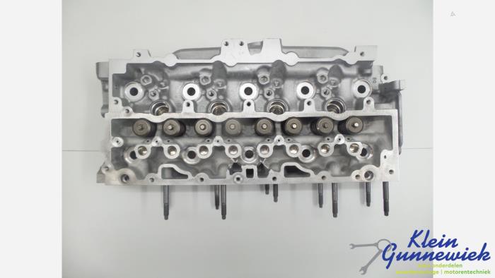 Cilinderkop van een Ford Transit Connect 2013