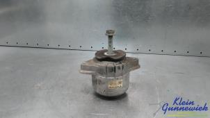 Gebruikte Motorrubber Porsche Panamera Prijs € 65,00 Margeregeling aangeboden door Klein Gunnewiek Autodemontage & Motorentechniek