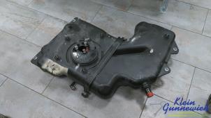 Gebruikte Tank adblue Mercedes Vito Prijs € 150,00 Margeregeling aangeboden door Klein Gunnewiek Autodemontage & Motorentechniek