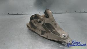 Gebruikte Motorsteun Volkswagen Bestel Prijs € 30,00 Margeregeling aangeboden door Klein Gunnewiek Autodemontage & Motorentechniek