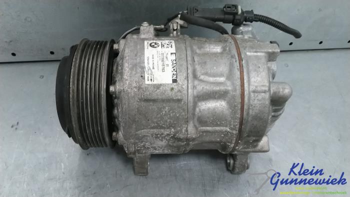 Gebruikte Pomp Airco BMW 5-Serie Prijs € 175,00 Margeregeling aangeboden door Klein Gunnewiek Autodemontage & Motorentechniek