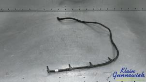Gebruikte Brandstofleiding Mercedes GLA Prijs € 35,00 Margeregeling aangeboden door Klein Gunnewiek Autodemontage & Motorentechniek