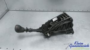 Gebruikte Versnellingspook Mercedes Vito Prijs € 75,00 Margeregeling aangeboden door Klein Gunnewiek Autodemontage & Motorentechniek
