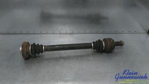 Gebruikte Aandrijfas links-achter BMW 1-Serie Prijs € 30,00 Margeregeling aangeboden door Klein Gunnewiek Autodemontage & Motorentechniek