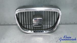Gebruikte Grille Seat Altea Prijs € 45,00 Margeregeling aangeboden door Klein Gunnewiek Autodemontage & Motorentechniek
