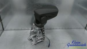 Gebruikte Armleuning BMW X1 Prijs € 125,00 Margeregeling aangeboden door Klein Gunnewiek Autodemontage & Motorentechniek