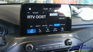 Gebruikte Display Interieur Ford Focus Prijs € 345,00 Margeregeling aangeboden door Klein Gunnewiek Autodemontage & Motorentechniek