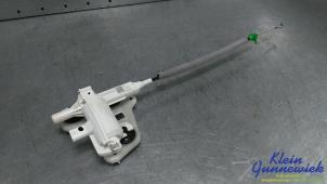 Gebruikte Sluithulpmotor achterklep Mercedes B-Klasse Prijs € 75,00 Margeregeling aangeboden door Klein Gunnewiek Autodemontage & Motorentechniek