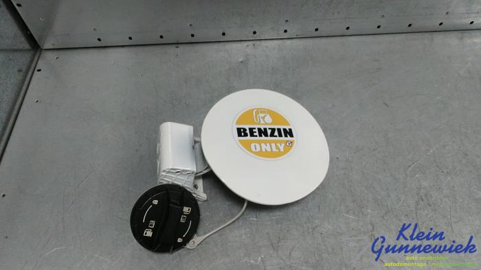 Gebruikte Tank Klep Kia Picanto Prijs € 41,00 Margeregeling aangeboden door Klein Gunnewiek Autodemontage & Motorentechniek