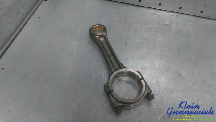 Gebruikte Drijfstang Volkswagen E-Golf Prijs € 75,00 Margeregeling aangeboden door Klein Gunnewiek Autodemontage & Motorentechniek