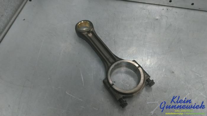 Gebruikte Drijfstang Volkswagen E-Golf Prijs € 75,00 Margeregeling aangeboden door Klein Gunnewiek Autodemontage & Motorentechniek