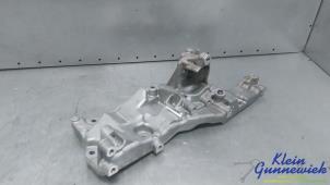 Nieuwe Dynamosteun onder Opel Vivaro Prijs € 54,45 Inclusief btw aangeboden door Klein Gunnewiek Autodemontage & Motorentechniek