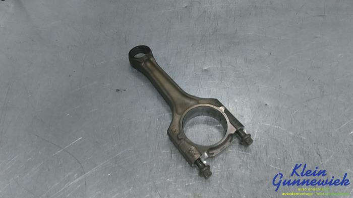 Gebruikte Drijfstang Volkswagen Golf Prijs € 89,00 Margeregeling aangeboden door Klein Gunnewiek Autodemontage & Motorentechniek