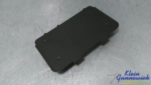 Gebruikte Draadloze oplader Volkswagen Taigo Prijs € 75,00 Margeregeling aangeboden door Klein Gunnewiek Autodemontage & Motorentechniek