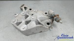 Gebruikte Versnellingsbak Steun Peugeot Boxer Prijs € 75,00 Margeregeling aangeboden door Klein Gunnewiek Autodemontage & Motorentechniek