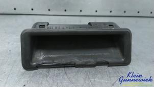 Gebruikte Achterklep Handgreep BMW 3-Serie Prijs € 15,00 Margeregeling aangeboden door Klein Gunnewiek Autodemontage & Motorentechniek