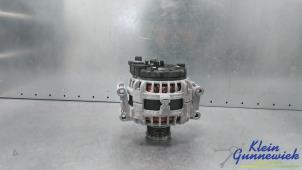 Gebruikte Dynamo Volkswagen Golf Prijs € 250,00 Margeregeling aangeboden door Klein Gunnewiek Autodemontage & Motorentechniek