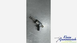 Gebruikte Injector (benzine injectie) Volkswagen Golf Prijs € 60,00 Margeregeling aangeboden door Klein Gunnewiek Autodemontage & Motorentechniek