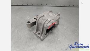 Gebruikte Motorsteun Volkswagen Beetle Prijs € 45,00 Margeregeling aangeboden door Klein Gunnewiek Autodemontage & Motorentechniek