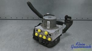 Gebruikte ABS Pomp Ford Mondeo Prijs € 36,00 Margeregeling aangeboden door Klein Gunnewiek Autodemontage & Motorentechniek