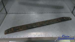 Gebruikte Radiateurbalk Ford Mondeo Prijs € 25,00 Margeregeling aangeboden door Klein Gunnewiek Autodemontage & Motorentechniek