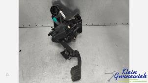 Gebruikte Rempedaal Renault Trafic Prijs € 65,00 Margeregeling aangeboden door Klein Gunnewiek Autodemontage & Motorentechniek