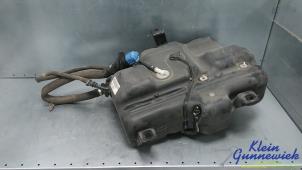 Gebruikte Adblue tank Renault Trafic Prijs € 225,00 Margeregeling aangeboden door Klein Gunnewiek Autodemontage & Motorentechniek