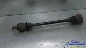 Gebruikte Steekas rechts-achter BMW 1-Serie Prijs € 30,00 Margeregeling aangeboden door Klein Gunnewiek Autodemontage & Motorentechniek