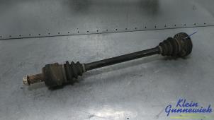 Gebruikte Aandrijfas links-achter BMW 1-Serie Prijs € 30,00 Margeregeling aangeboden door Klein Gunnewiek Autodemontage & Motorentechniek