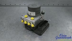 Gebruikte ABS Pomp Opel Vivaro Prijs € 185,00 Margeregeling aangeboden door Klein Gunnewiek Autodemontage & Motorentechniek